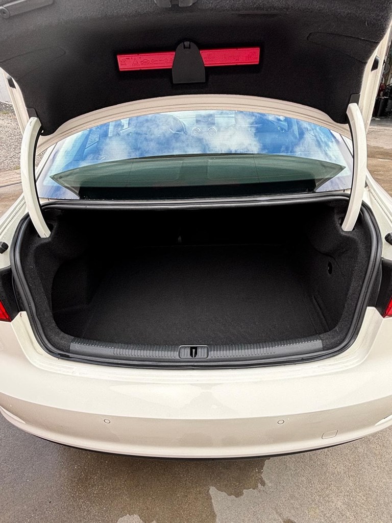 Foto 6 AUDI A3 SEDAN TDI