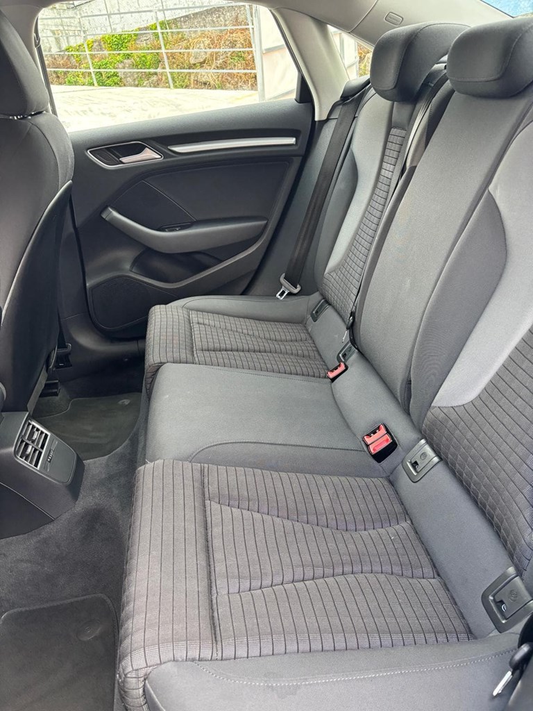 Foto 8 AUDI A3 SEDAN TDI