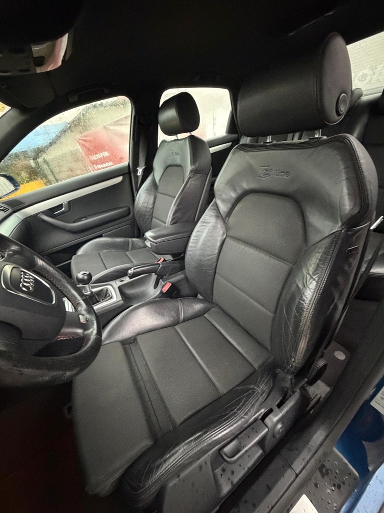 Foto 8 AUDI A4 2.0 TDI