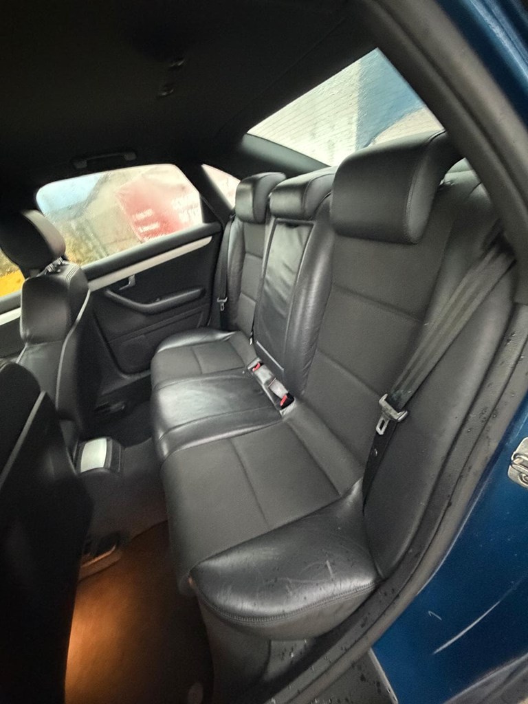 Foto 9 AUDI A4 2.0 TDI