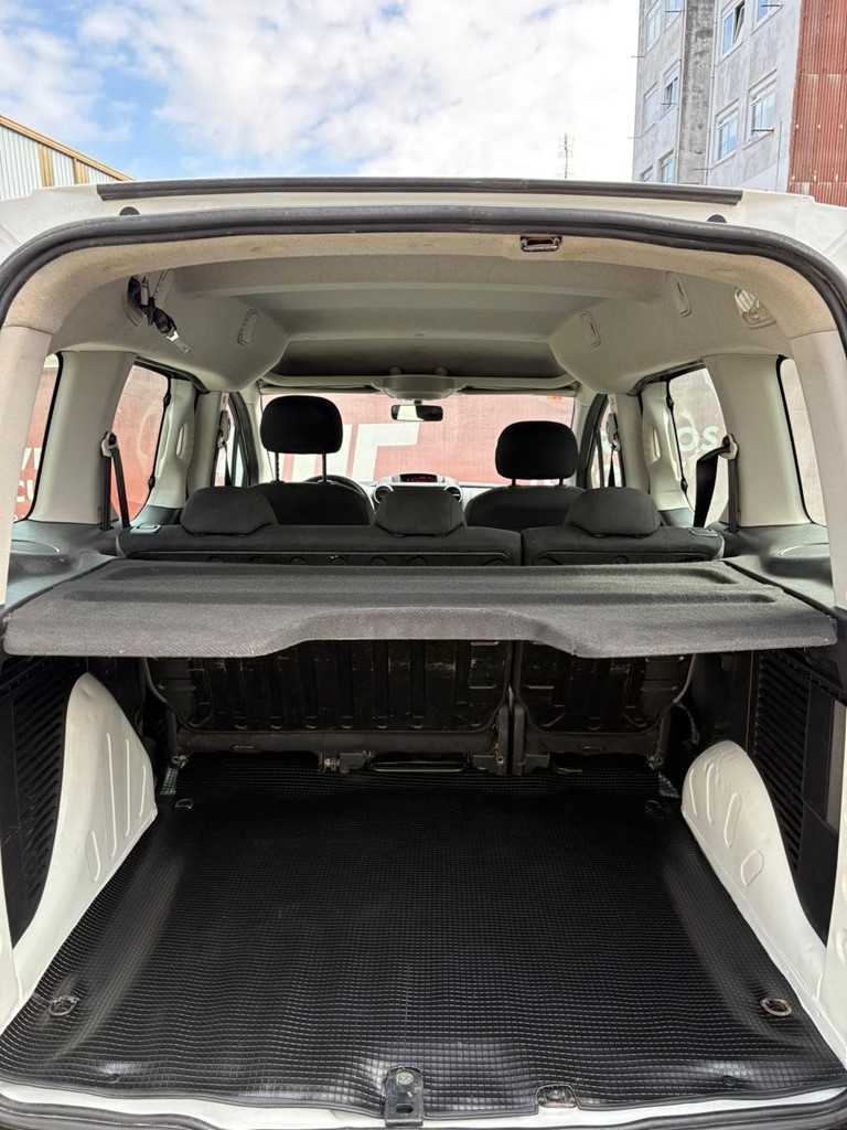 Foto 8 CITROEN BERLINGO 1.6 HDI 100