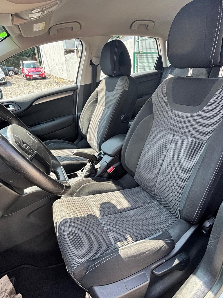 Foto 6 CITROEN C4 1.6 HDI