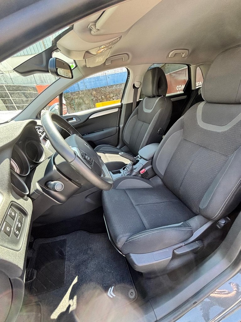 Foto 5 CITROEN C4 1.6 HDI