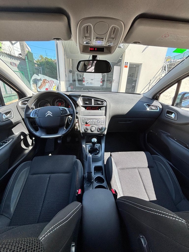Foto 7 CITROEN C4 1.6 HDI