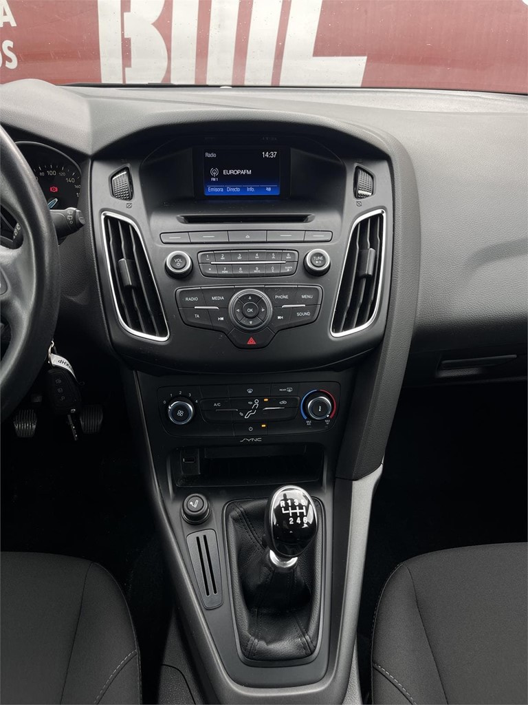 Foto 9 FORD FOCUS