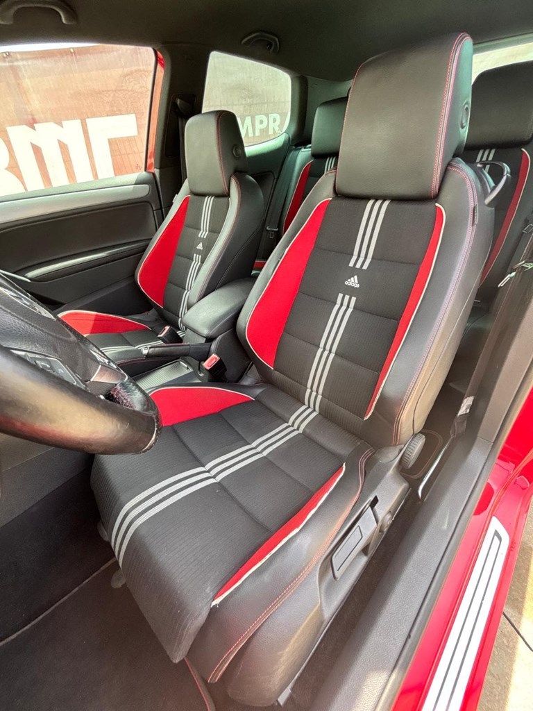Foto 5 GOLF GTI VI EDICION ADIDAS
