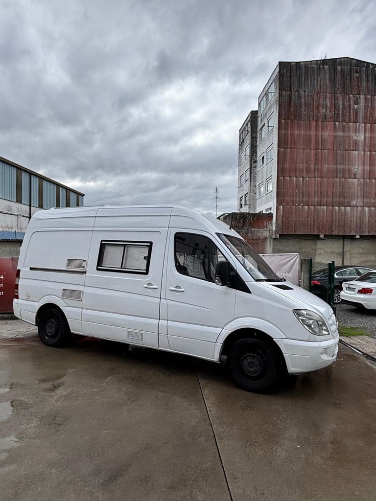 Foto 3 MERCEDES SPRINTER 311 CDI CAMPER