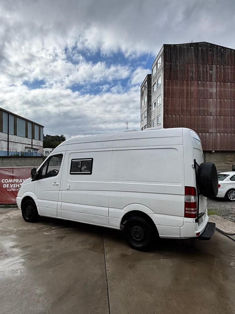 Foto 4 MERCEDES SPRINTER 311 CDI CAMPER