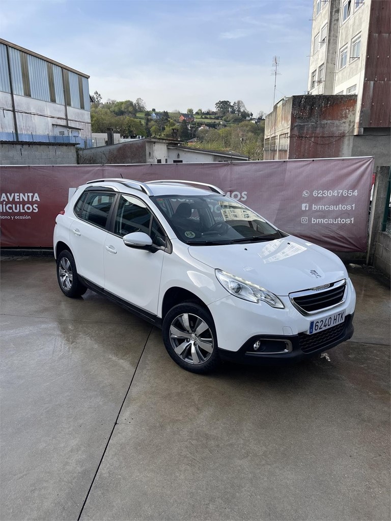 Foto 1 PEUGEOT 2008
