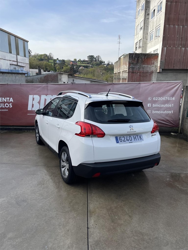 Foto 3 PEUGEOT 2008