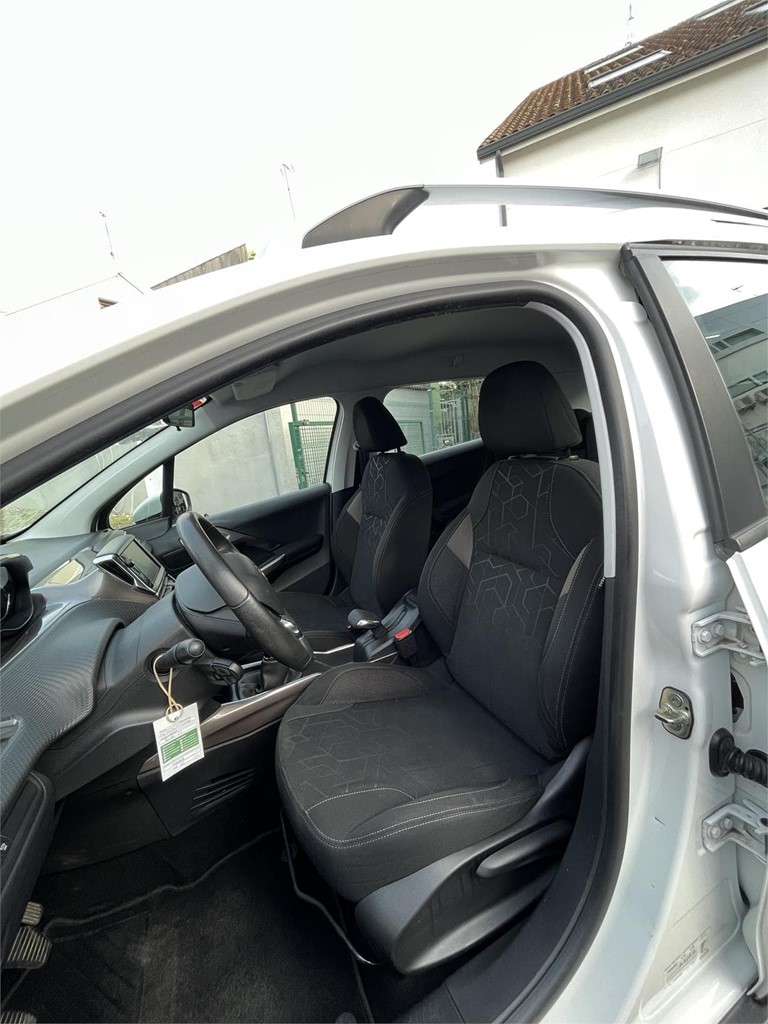 Foto 5 PEUGEOT 2008