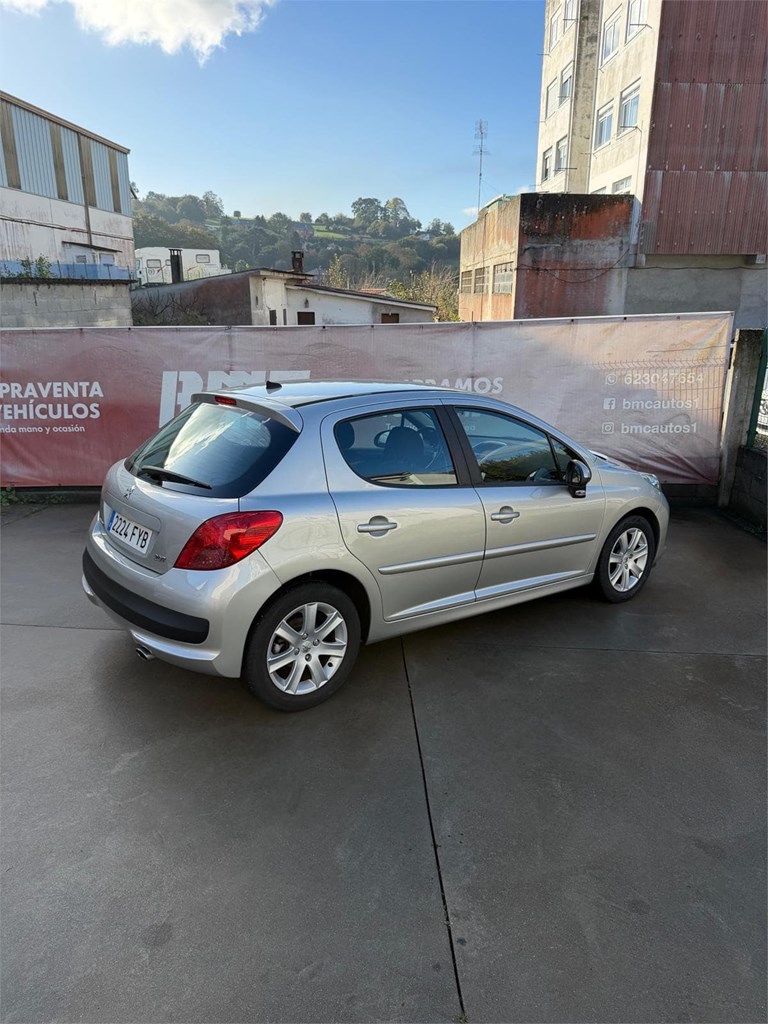 Foto 3 PEUGEOT 207 1.6 HDI 90CV 12/2007