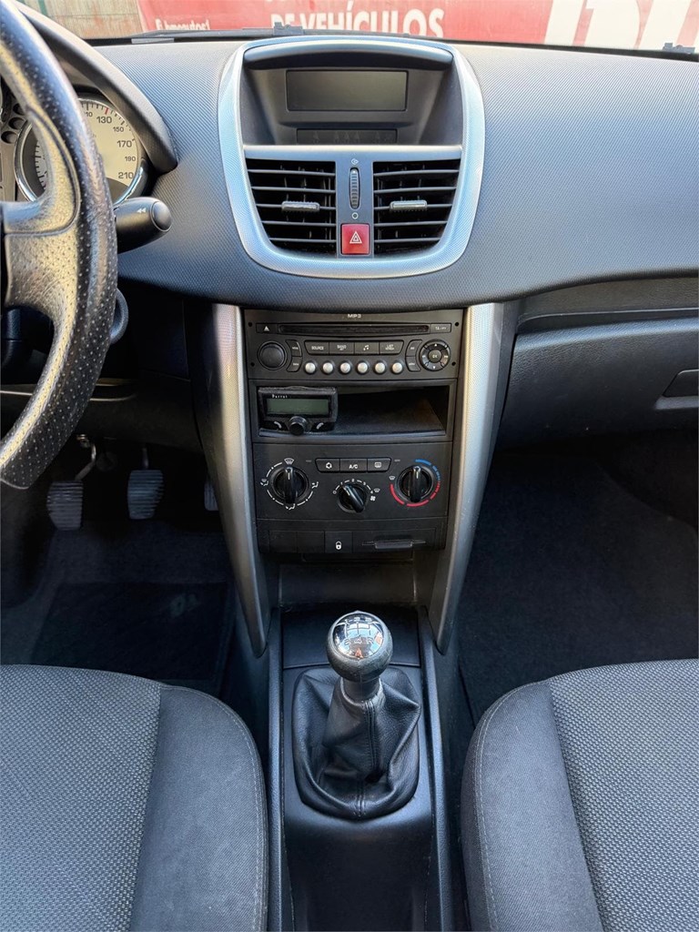 Foto 8 PEUGEOT 207 1.6 HDI 90CV 12/2007