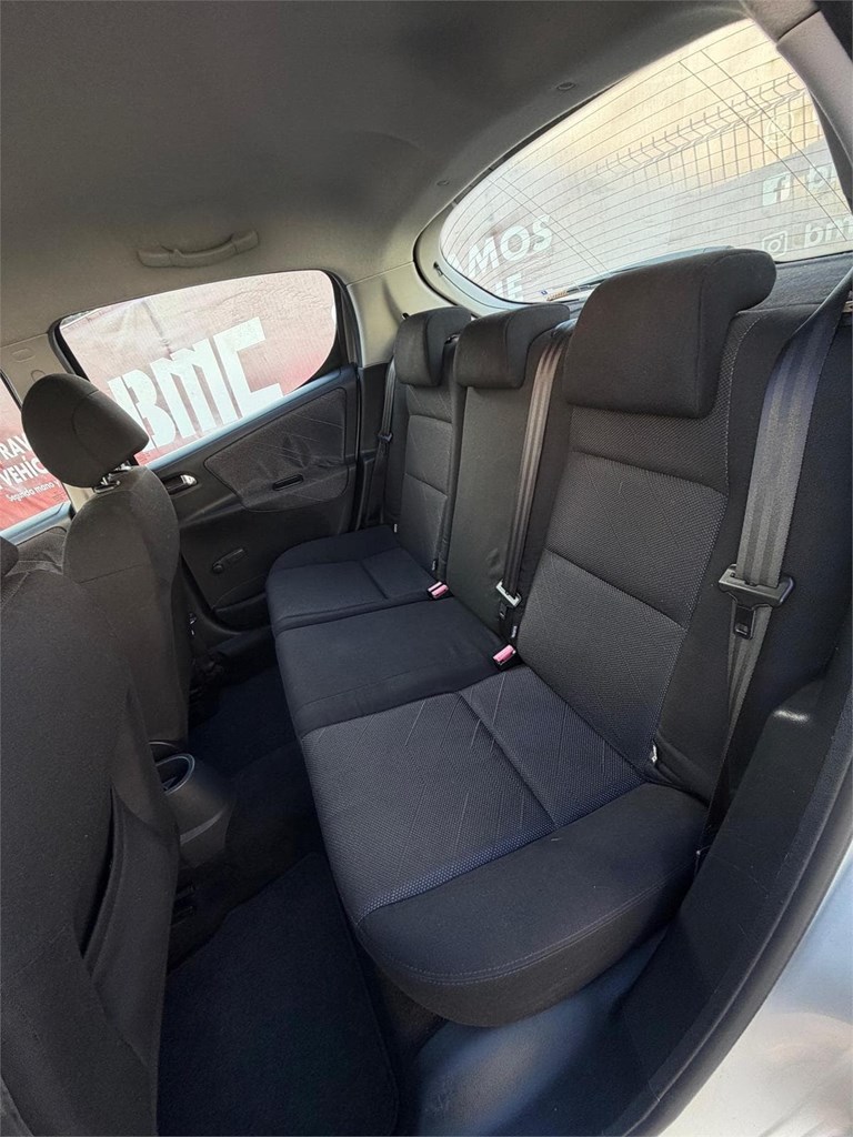 Foto 9 PEUGEOT 207 1.6 HDI 90CV 12/2007