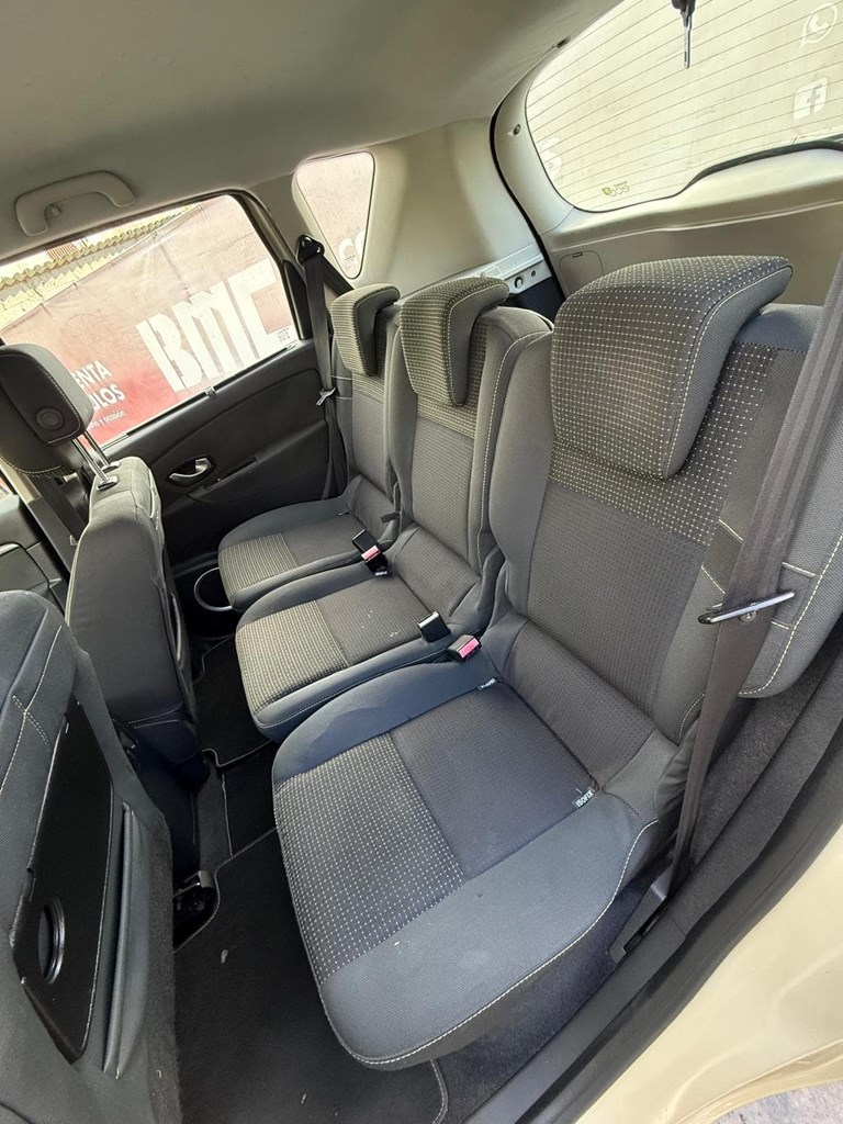 Foto 9 RENAULT SCENIC III