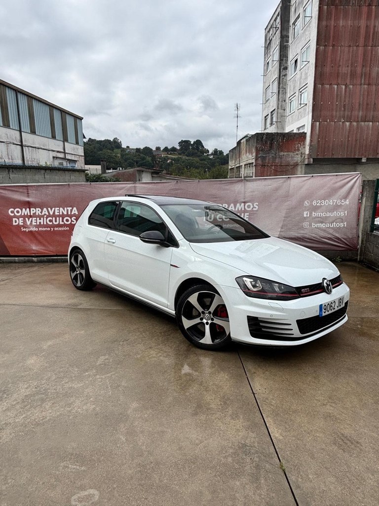 Foto 1 VE GOLF GTI VII PERFORMANCE