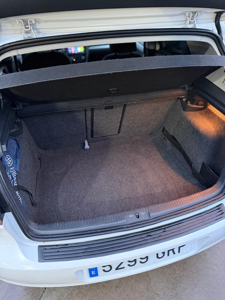 Foto 10 VOLKSWAGEN GOLF VI