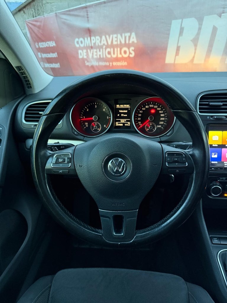 Foto 6 VOLKSWAGEN GOLF VI