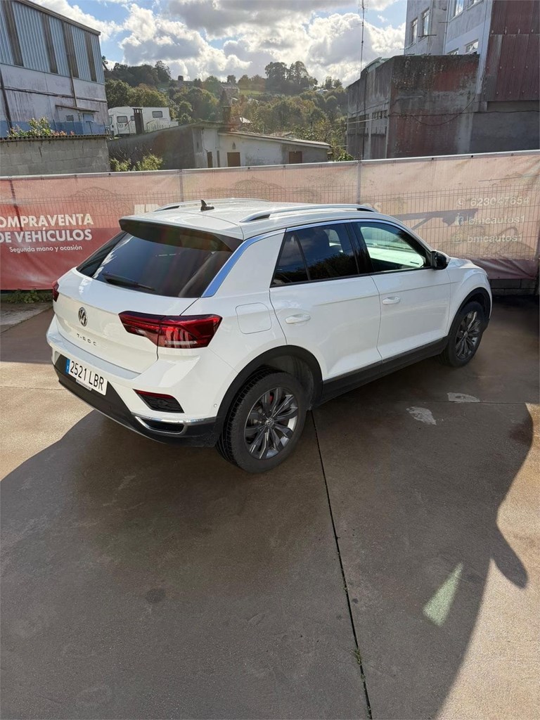 Foto 3 VOLKSWAGEN T-ROC DSG 1.5 TFSI 150CV 2019 