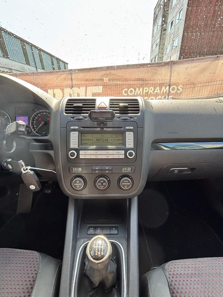 Foto 8 VW GOLF V GT TDI 170CV